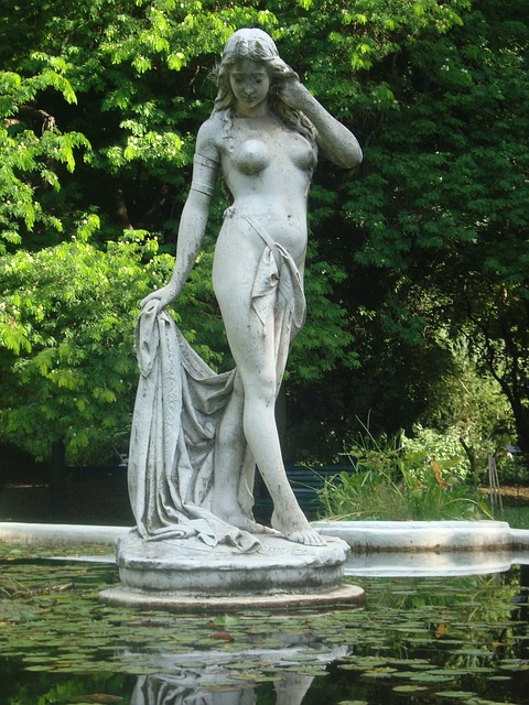 garden-figurine