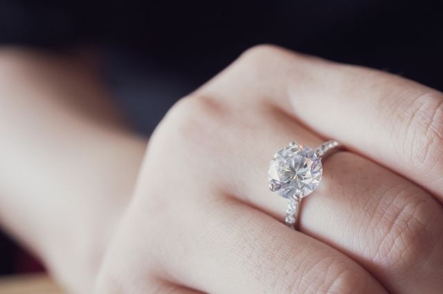 What Not To Do When Wearing Your Engagement Ring