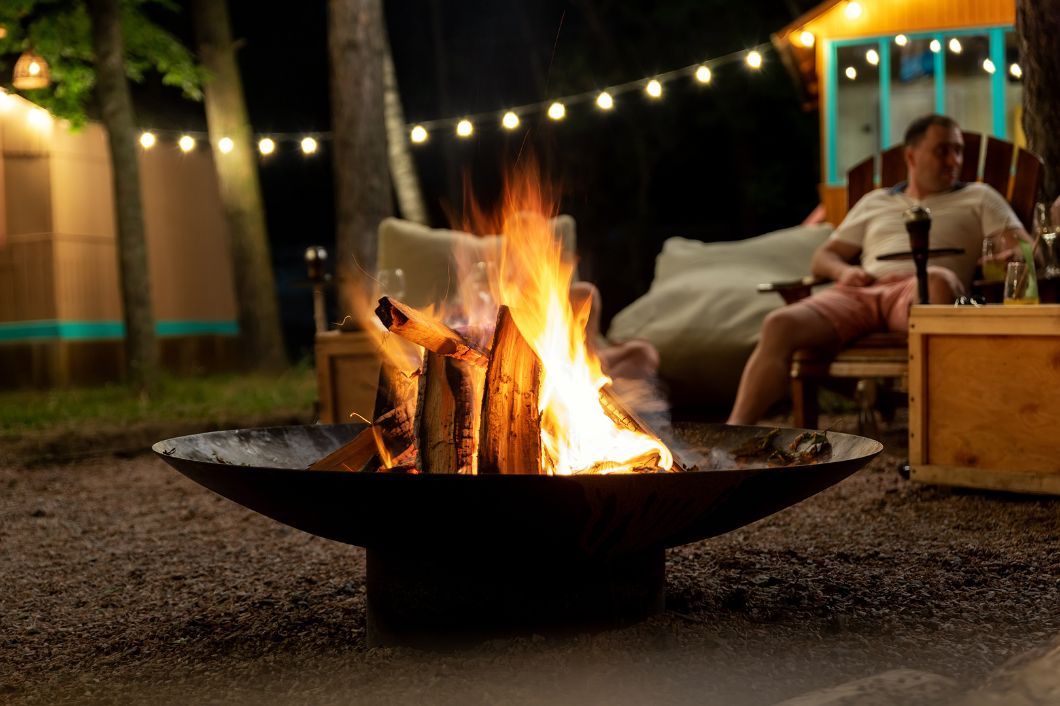 Reasons To Get a Backyard Fire Pit This Fall