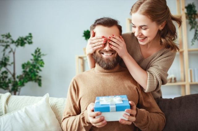 Tips for Choosing the Best Anniversary Gifts