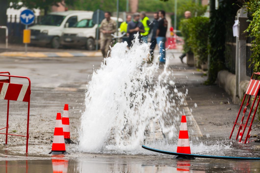 What To Do When You Notice a Water Main Break