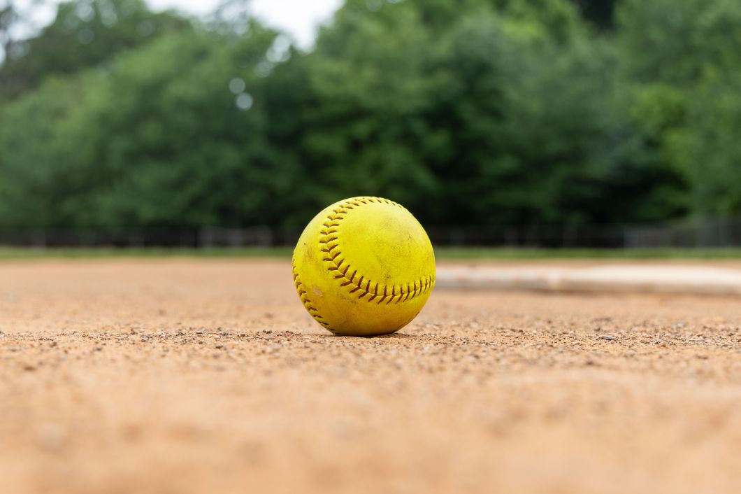 4 Tips To Hit Better in Slow-Pitch Softball
