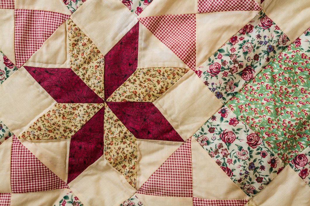 How To Choose the Right Batting for a Quilt