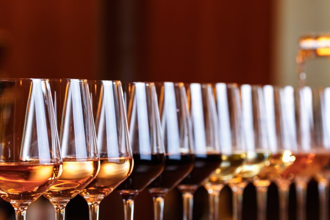 Tips for Throwing a Wine Tasting Party at Home