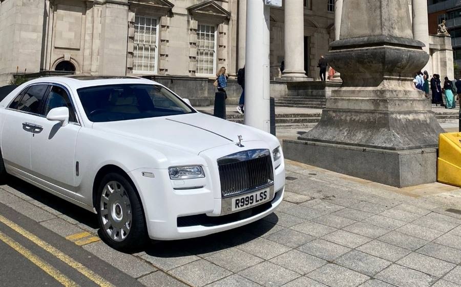 rolls royce ghost chauffeur hire in London