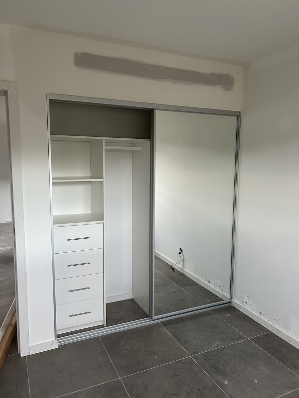 Built-in Wardrobe Glass Services in Sydney