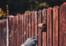 Top Signs Your Fence Needs Professional Painting in Melbourne Fence Painting