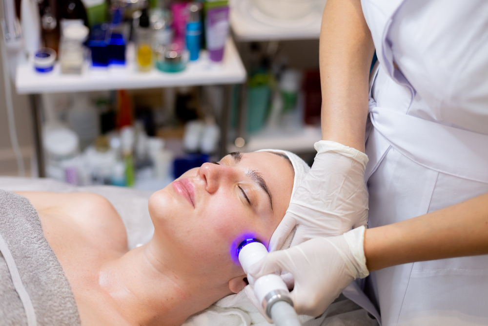cosmetic light therapy