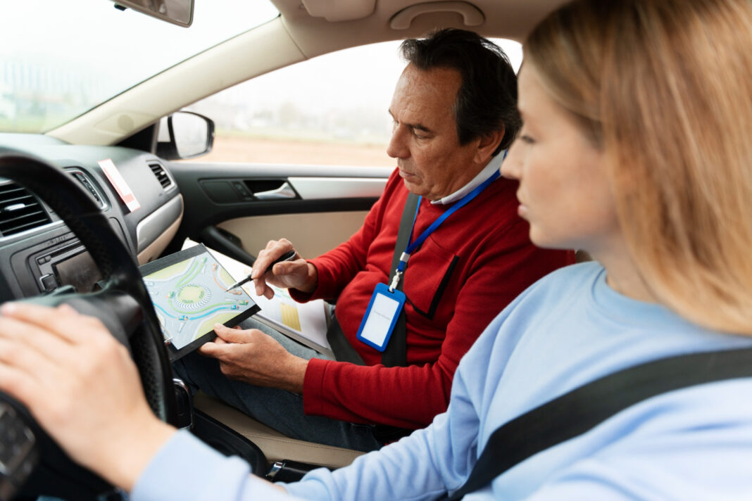 Refresher driving lessons Refresher driving lessons